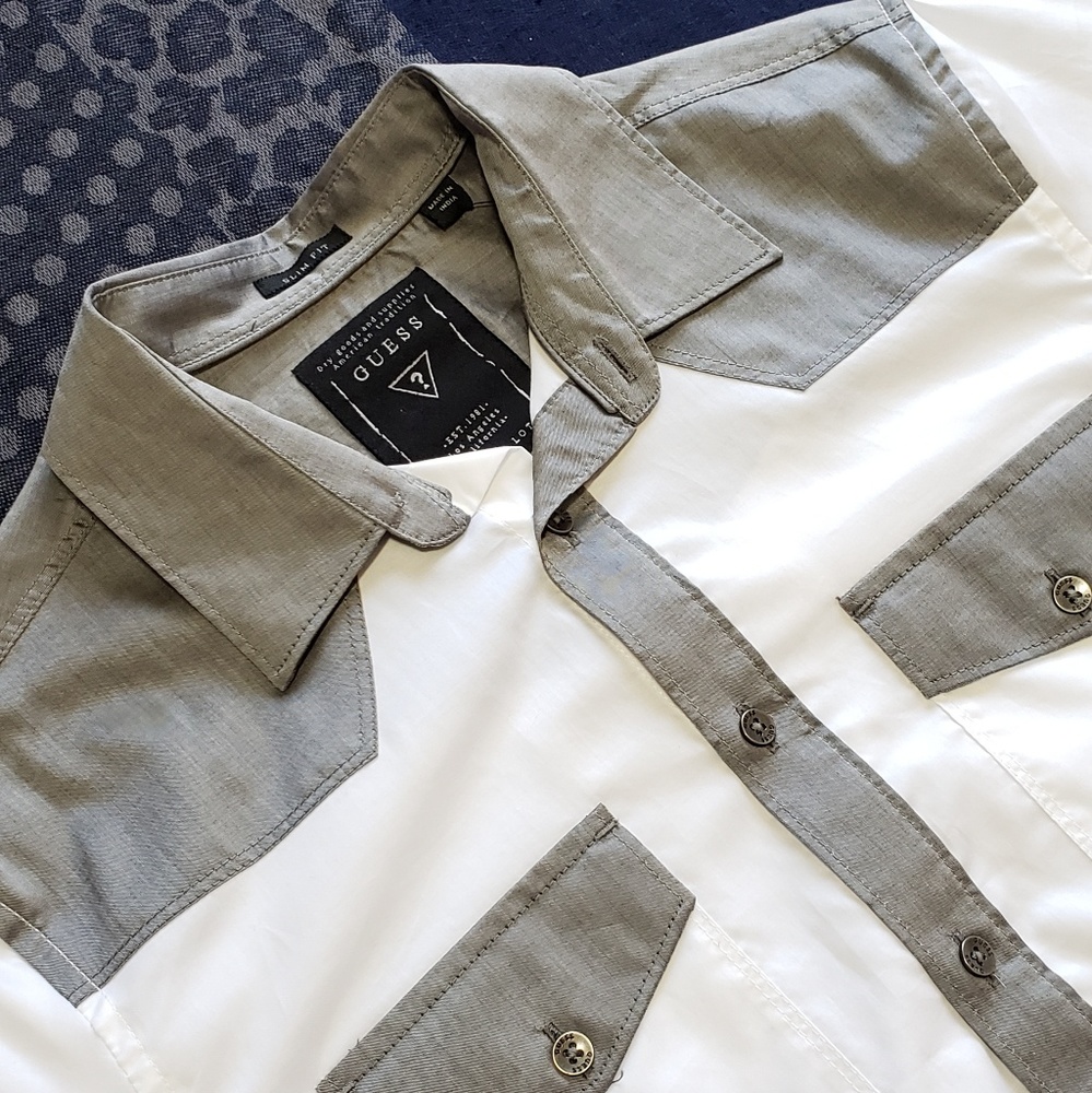 🚨SOLD🚨NWT GUESS Men's Slim Fit Shirt
